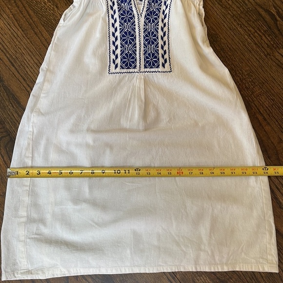 Santa Marguerite Haute Folk Mexico Hand Embroidered Dress - Picture 10 of 11